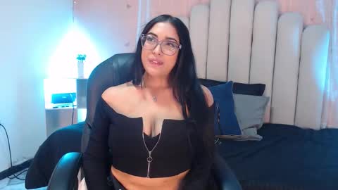 Selene online show from December 18, 7:31 pm