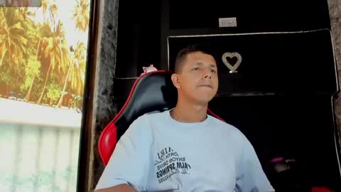 selfsuck_balls online show from June 1, 12:18 pm