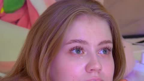 SelinSwarovski online show from September 28, 4:40 am