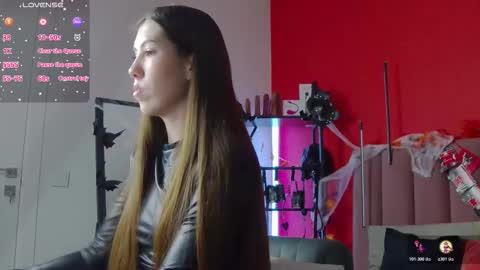 Snapshot of sellashine chatting on October 20, 1:50 am Nicole online show from October 20, 1:50 am