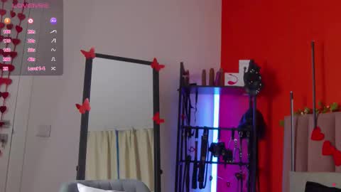 Snapshot of sellashine chatting on February 3, 2:53 am Nicole online show from February 3, 2:53 am