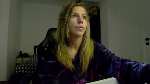 sellena_angel online show from May 10, 2:00 pm