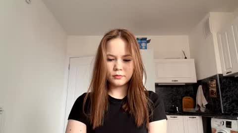 Lily online show from June 21, 3:20 am