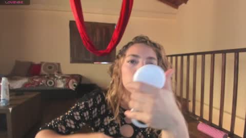 Selyn online show from July 24, 5:00 pm