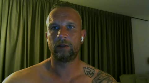 sence08 online show from June 19, 12:04 am