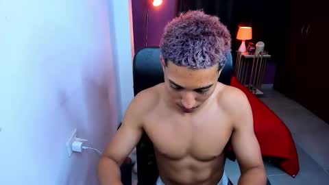 Snapshot of senior_teacher99 chatting on January 6, 12:58 am senior_teacher99 online show from January 6, 12:58 am