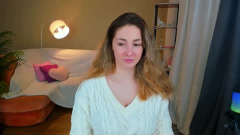 sensitiveheartt online show from November 4, 7:24 pm