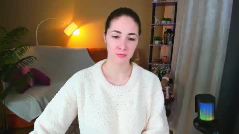 sensitiveheartt online show from November 20, 7:24 pm