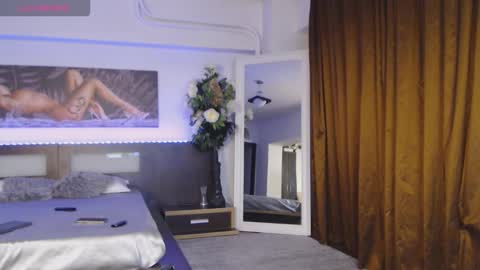 Hallie online show from October 17, 3:58 pm