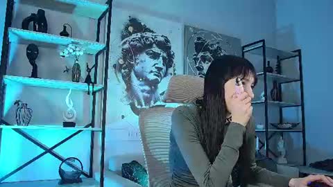 Sera online show from June 14, 1:57 pm