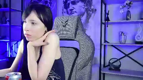 Sera online show from July 28, 7:39 pm