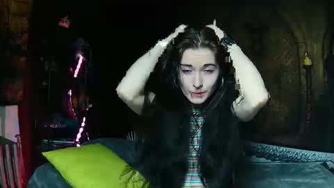 Seraphin Munster online show from January 7, 6:43 pm