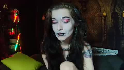 Seraphin Munster online show from April 16, 9:50 pm