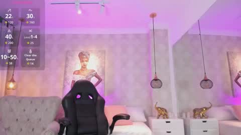 Snapshot of serena___ chatting on December 5, 3:26 am serena___ online show from December 5, 3:26 am