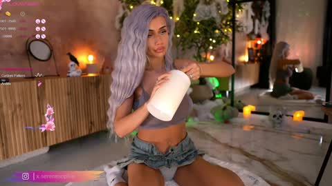Serene Sophiex online show from October 21, 8:31 pm