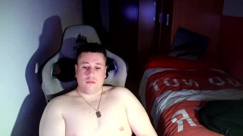 Pollos online show from April 23, 10:45 pm