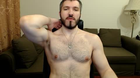 Snapshot of sergiotitan3271 chatting on February 8, 10:24 pm Serg Superior online show from February 8, 10:24 pm