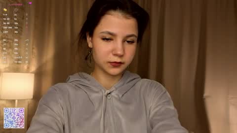 Melissa online show from June 15, 6:54 pm