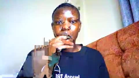 Snapshot of sesso5 chatting on July 5, 9:05 am sesso5 online show from July 5, 9:05 am