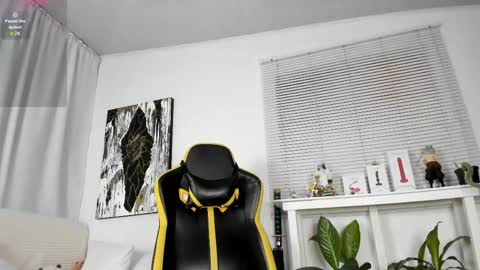 sett online show from April 17, 12:35 am