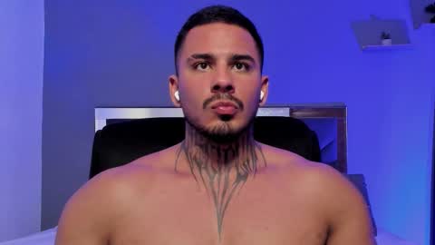 Snapshot of setth_king chatting on February 26, 12:53 am Setth King online show from February 26, 12:53 am