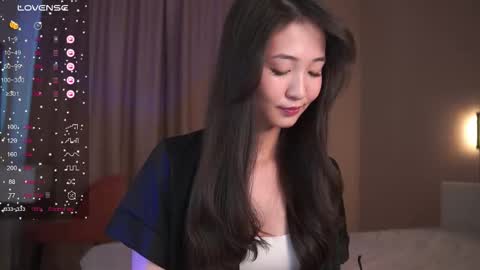 Sana online show from March 6, 1:29 pm