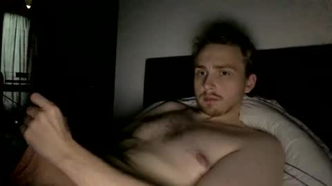 seven20yrs online show from November 20, 1:44 pm