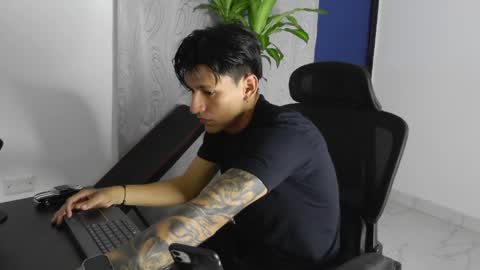 sex_love_sweat online show from May 24, 2:49 am