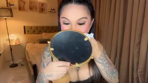 tan online show from July 16, 8:59 pm