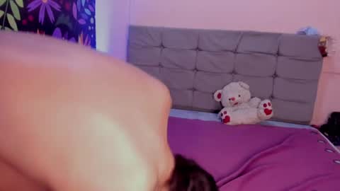 Snapshot of sexcoupleskinny chatting on July 10, 1:36 pm sexcoupleskinny online show from July 10, 1:36 pm
