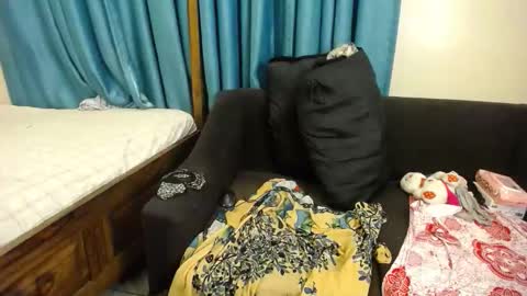 Mari online show from February 3, 2:53 am