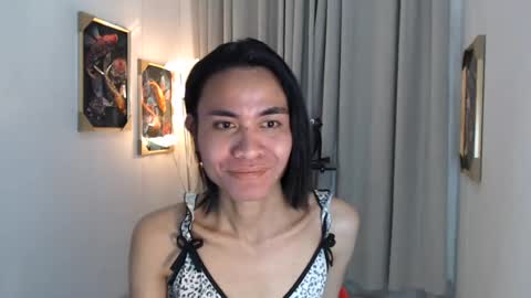 lara online show from July 10, 11:46 am
