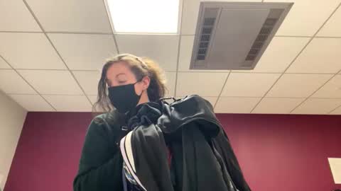 sexislitpuss69 online show from January 3, 12:11 am