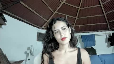         online show from November 25, 11:32 am