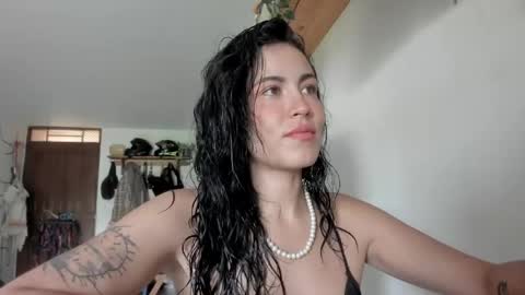         online show from May 22, 6:13 pm