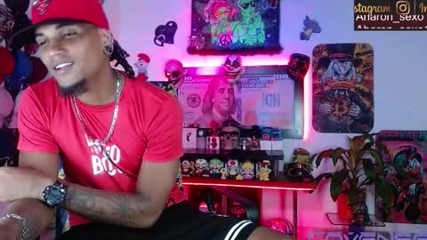 Aharon  ravelo online show from February 13, 5:36 am