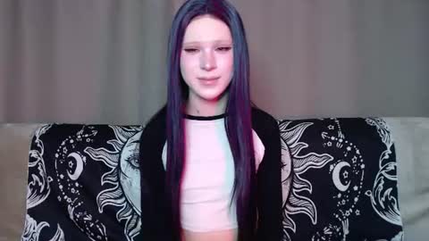 Nextdoor Princess online show from June 18, 8:58 am