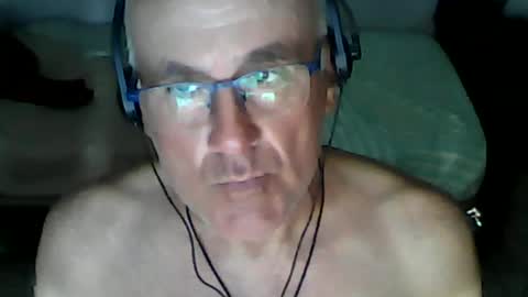 Snapshot of sexting4woman chatting on June 21, 11:51 pm sexting4woman online show from June 21, 11:51 pm