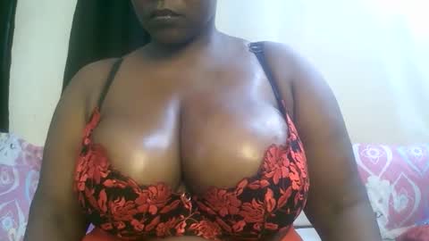 sexxi_ebony online show from April 1, 9:43 am