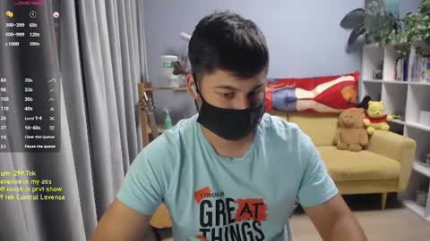 Snapshot of sexxxdickbig chatting on July 1, 7:24 pm Tommy online show from July 1, 7:24 pm