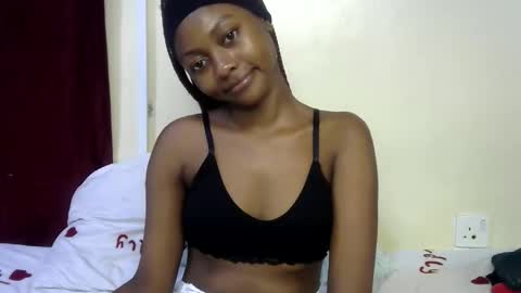 Snapshot of sexxy_divaa chatting on February 23, 8:01 am vicky online show from February 23, 8:01 am