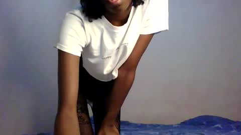 sexxy_natasha19 online show from May 17, 8:49 pm