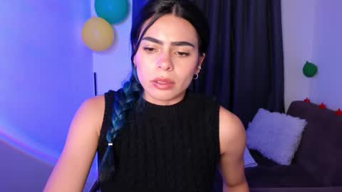 Snapshot of sexxylady__ chatting on March 4, 12:05 am Angie online show from March 4, 12:05 am