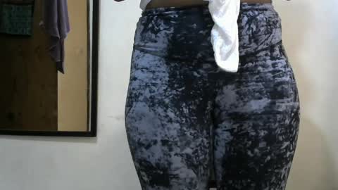 Snapshot of sexxynova chatting on June 2, 12:18 pm Sexxynova online show from June 2, 12:18 pm