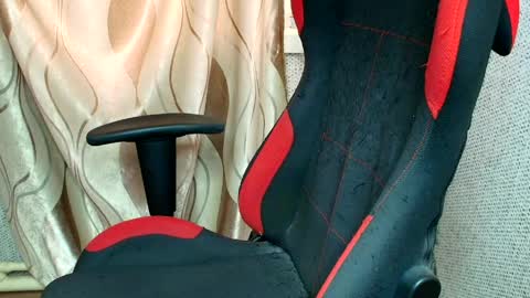 Jessica  Face only in pvt or in snapchat Dont ask more.... online show from April 10, 10:09 am