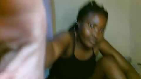 Snapshot of sexy_banice chatting on June 8, 3:56 pm sexy_banice online show from June 8, 3:56 pm