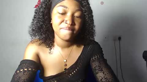 sexy_bluey247 online show from December 1, 7:24 am