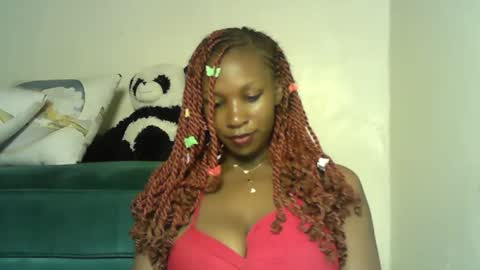 Snapshot of sexy_chocoy05 chatting on December 21, 5:53 pm sexy_chocoy05 online show from December 21, 5:53 pm