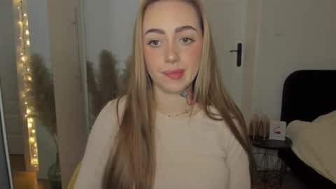 C o r a l i e online show from January 16, 9:24 am