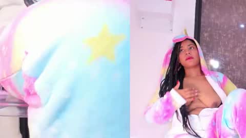 sexy_curlylady online show from February 8, 2:04 am